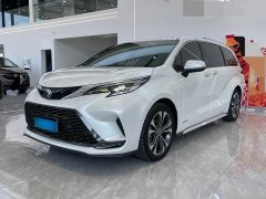 Toyota Granvia White 2023