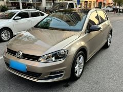 Volkswagen Golf Champagne 2017