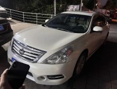 Nissan Teana White 2012