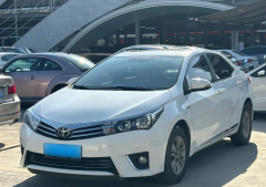 Toyota Corolla White 2016