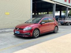 Volkswagen Golf Red 2020