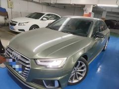 Audi A4L Blue 2019