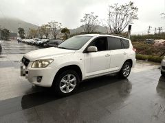 Toyota RAV4 White 2004
