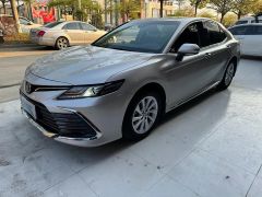 Toyota Camry Yellow 2023