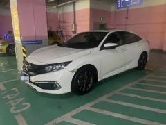 Honda Civic White 2019