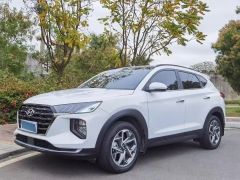 Hyundai Tucson White 2020