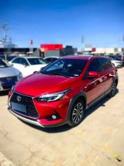 Toyota Yaris L Red 2022