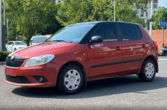 SKODA Fabia Yellow 2013
