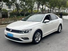 Volkswagen Lamando White 2017