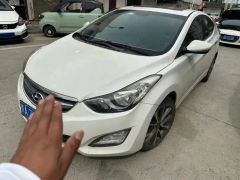 Hyundai Mistra White 2016