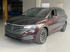 Volkswagen Viloran Red 2024