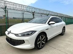 Volkswagen Lamando White 2025