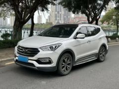 Hyundai Santafe White 2017