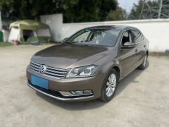 Volkswagen Magotan Yellow 2012