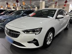 Buick Lacrosse White 2020