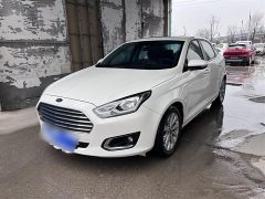 Ford Escort White 2014