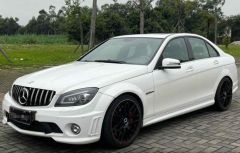 Benz C-ClassAMG White 2010