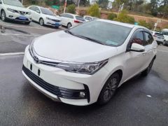 Toyota Corolla White 2018