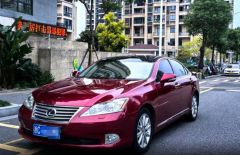 Lexus ES Red 2009