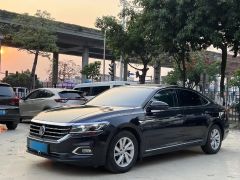 Volkswagen Passat Black 2020