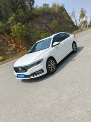 Volkswagen Lavida White 2022