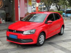 Volkswagen Polo Red 2016