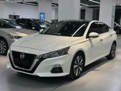 Nissan Teana White 2021