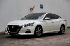 Nissan Teana White 2021