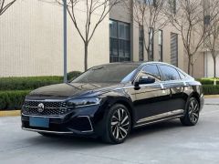 Volkswagen Passat Black 2022
