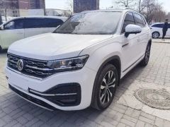 Volkswagen Tayron White 2021