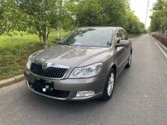 Skoda Octavia Yellow 2013