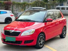 Skoda Fabia Red 2014