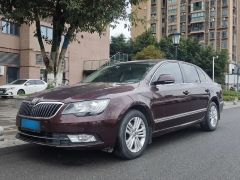 Skoda Superb Purple 2013