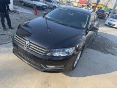 Volkswagen Passat Black 2015