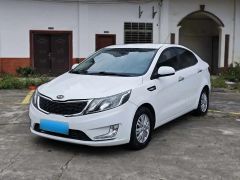 Kia K2 White 2012