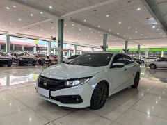 Honda Civic White 2019