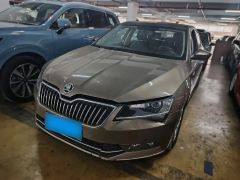 Skoda Superb Brown 2016