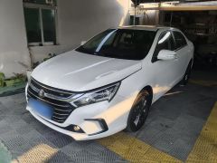 BYD Qin White 2017