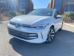 Volkswagen Golf White 2025