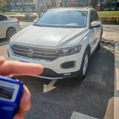 Volkswagen T-Roc White 2021
