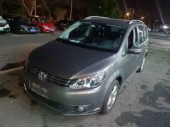 Volkswagen Touran Gray 2015