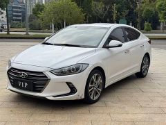 Hyundai Elantra White 2016