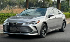 Toyota Avalon Gray 2019