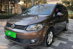 Volkswagen Touran Brown 2013