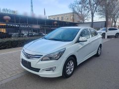 Hyundai Verna White 2014