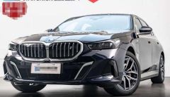 BMW i5 Black 2024
