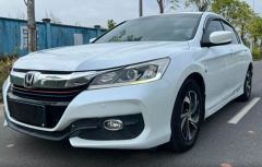 Honda Accord White 2016
