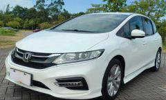 Honda jade White 2017