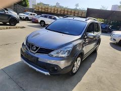 NISSAN Livina Silver 2013