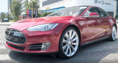 Tesla Model Red 2014